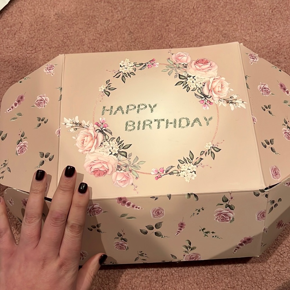 Happy Birthday Gift Box!